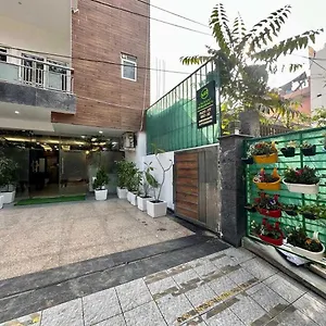 Hotel O Vikrant Residency, Gurgaon